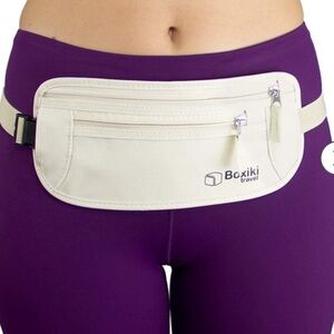 NWOT Boxiki RFID Ultra Slim Travel Belt bag